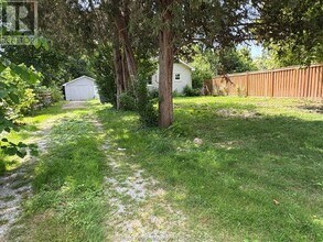 8 Siskind Ct in Chatham, ON - Building Photo - Building Photo