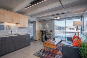 The Howard Apartments in Eau Claire, WI - Building Photo - Interior Photo
