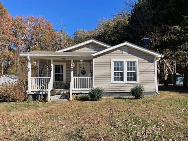 property at 943-945 McDermott St