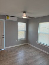 519 Claride St in Corpus Christi, TX - Building Photo - Building Photo