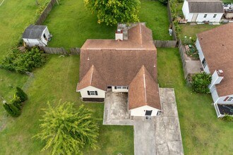 1020 Furia Dr in Jacksonville, NC - Building Photo - Building Photo