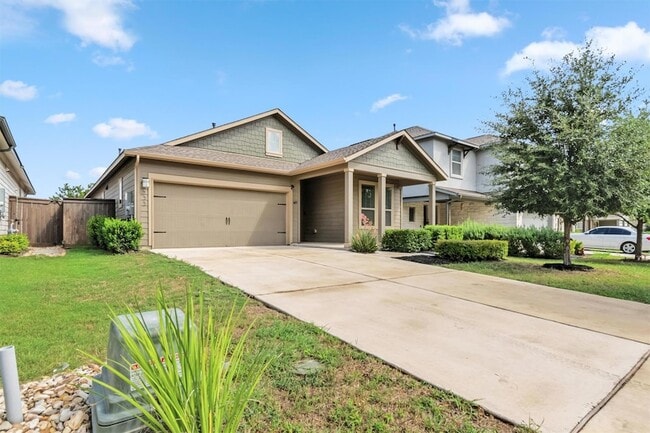 533 Sweetwood Ln in Leander, TX - Foto de edificio - Building Photo
