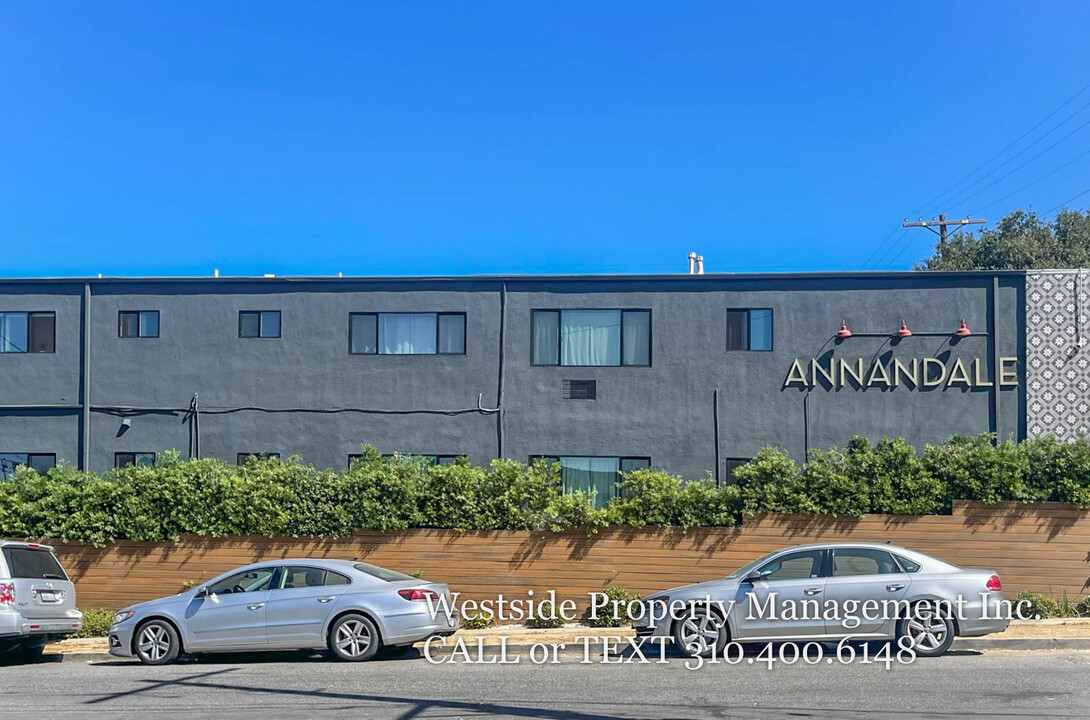 Annandale in Los Angeles, CA - Building Photo