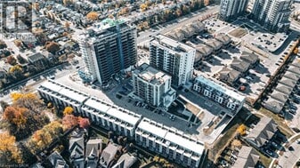 1442 Highland Rd W in Kitchener, ON - Building Photo