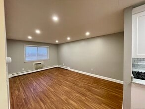 1168 Main St in Stratford, CT - Building Photo - Building Photo
