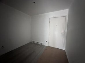 995 England Ave in Courtenay, BC - Building Photo - Building Photo