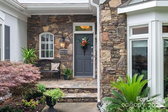 16308 Autumn Creek Ct in Charlotte, NC - Building Photo - Building Photo
