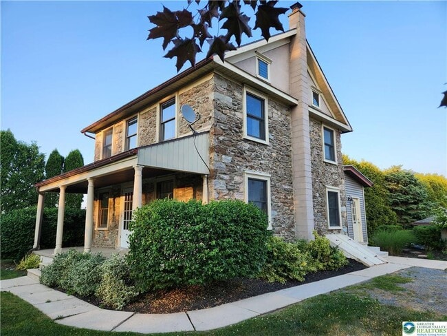 5545 PA-873 in Schnecksville, PA - Building Photo - Building Photo