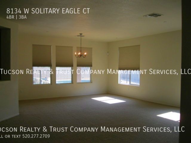 8134 W Solitary Eagle Ct in Tucson, AZ - Building Photo - Building Photo