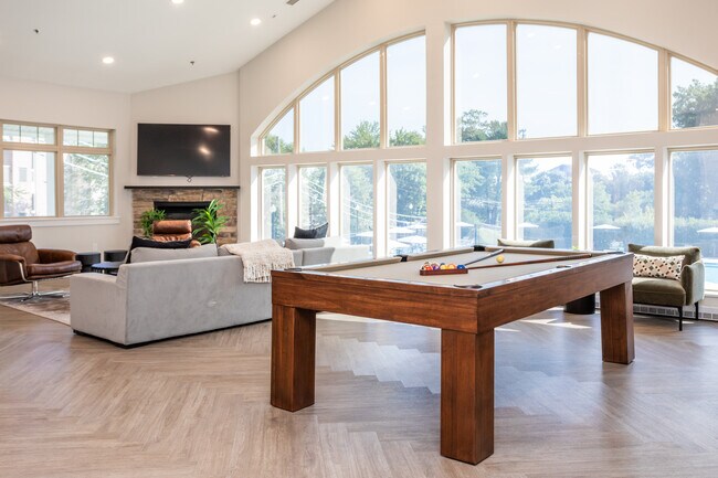 Copper and Quarry Village in Baltimore, MD - Foto de edificio - Interior Photo