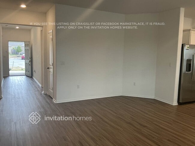 10721 Steinbeck Dr in Austin, TX - Building Photo - Building Photo