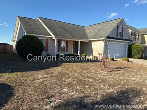 2513 Gray Goose Loop in Fayetteville, NC - Building Photo - Building Photo