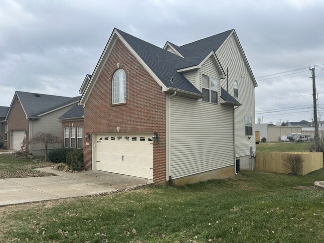 2424 Calendula Rd in Lexington, KY - Building Photo - Building Photo