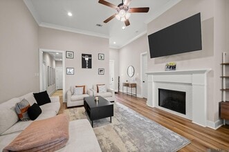 3035 Woodgrove Wy, Unit Unit 408 in Baton Rouge, LA - Building Photo - Building Photo