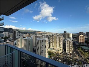 629 Ke’eaumoku St in Honolulu, HI - Foto de edificio - Building Photo