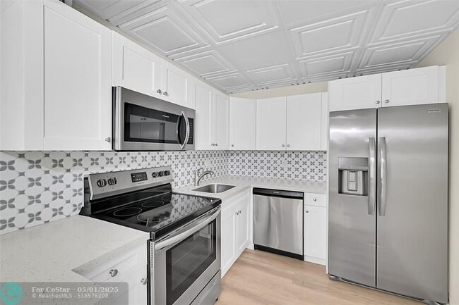 property at 470 NW 20th St