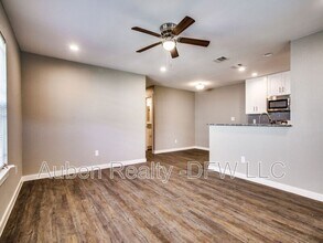 3215 Karen St in Fort Worth, TX - Building Photo - Building Photo