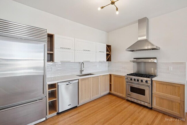 354 Castro St in San Francisco, CA - Building Photo - Building Photo