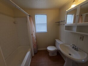 16543 Jamaica Inn Rd in Jamaica Beach, TX - Building Photo - Building Photo