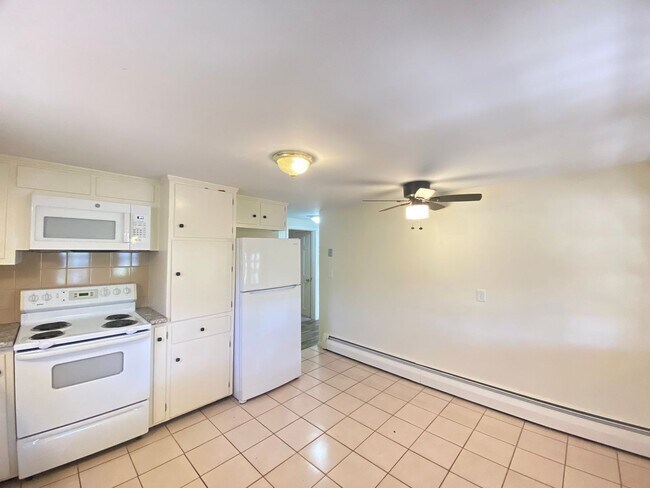 94 Millville St in Salem, NH - Building Photo - Building Photo