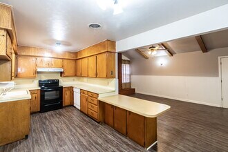 4701 45th St in Lubbock, TX - Foto de edificio - Building Photo