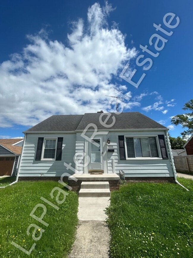 property at 1235 Glenview Rd