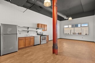 505 Central Lofts in Albuquerque, NM - Building Photo - Building Photo
