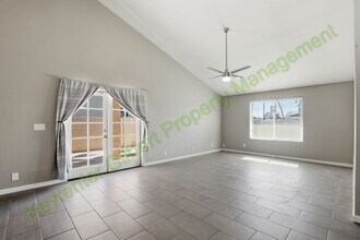 341 E Tremaine Ave in Gilbert, AZ - Building Photo - Building Photo