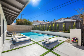 52885 Avenida Carranza in La Quinta, CA - Building Photo - Building Photo