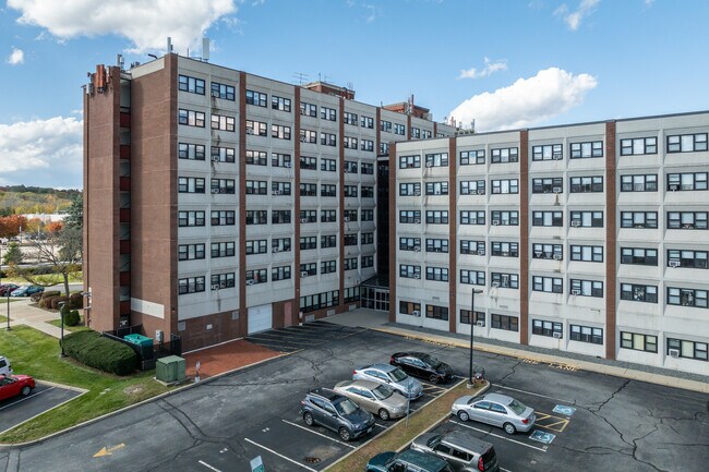 Cumberland Manor in Cumberland, RI - Building Photo - Building Photo