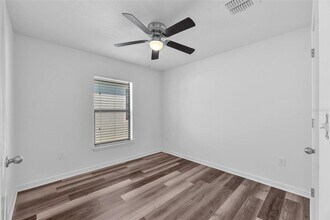 11908 Winterset Cove Dr in Riverview, FL - Building Photo - Building Photo