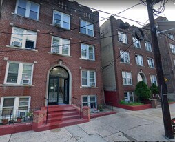 165 W 48th St, Unit 5