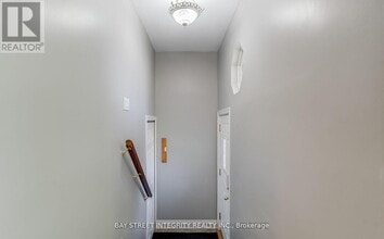 65 Walter Ave in Newmarket, ON - Building Photo - Building Photo