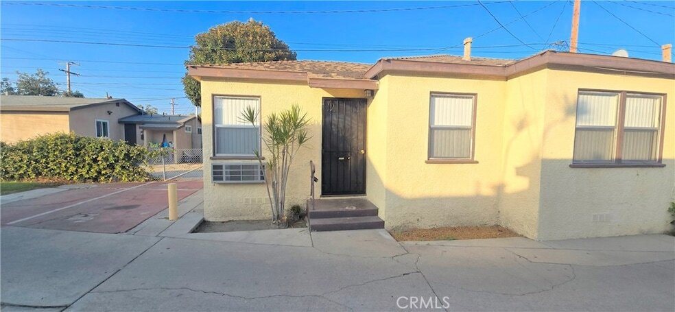 6702 Flora Ave, Unit A in Bell, CA - Foto de edificio