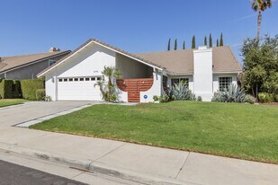 6146 Shadycreek Dr in Agoura Hills, CA - Building Photo