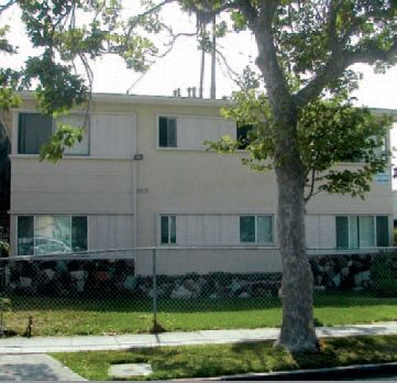 Brynhurst Apartments in Los Angeles, CA - Building Photo - Building Photo