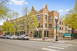 4555 Malden St in Chicago, IL - Building Photo