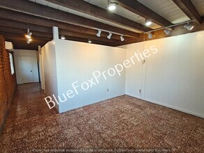 1942 E Prince Rd in Tucson, AZ - Building Photo - Building Photo