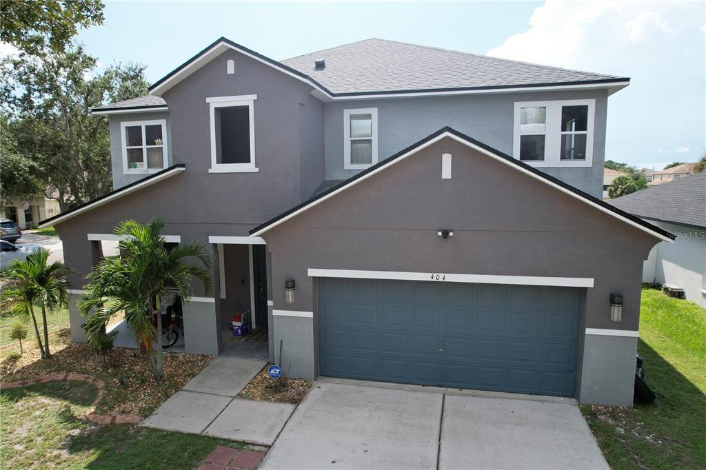404 Crichton St in Ruskin, FL - Building Photo