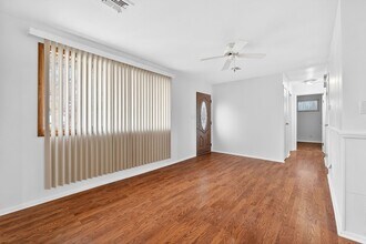 5300 Wyandot Pl in Hilliard, OH - Building Photo - Building Photo