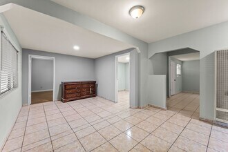 6297 Orizaba Ave in Long Beach, CA - Building Photo - Building Photo