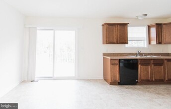7 Mustang Dr in Hanover, PA - Building Photo - Building Photo