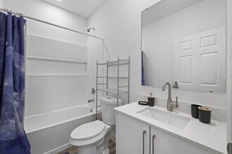 1917 Lorna Ave in Lehigh Acres, FL - Building Photo - Building Photo