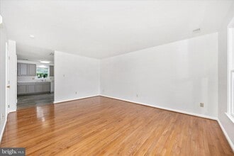 1552 Crest View Ave in Hagerstown, MD - Building Photo - Building Photo