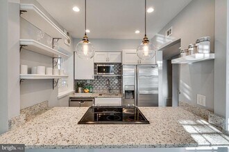 4224 32nd St S in Arlington, VA - Building Photo - Building Photo