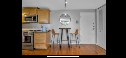 849 Delaware Ave, Unit 505 in Buffalo, NY - Building Photo - Building Photo