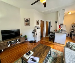 106 Myrtle St in Boston, MA - Building Photo - Building Photo