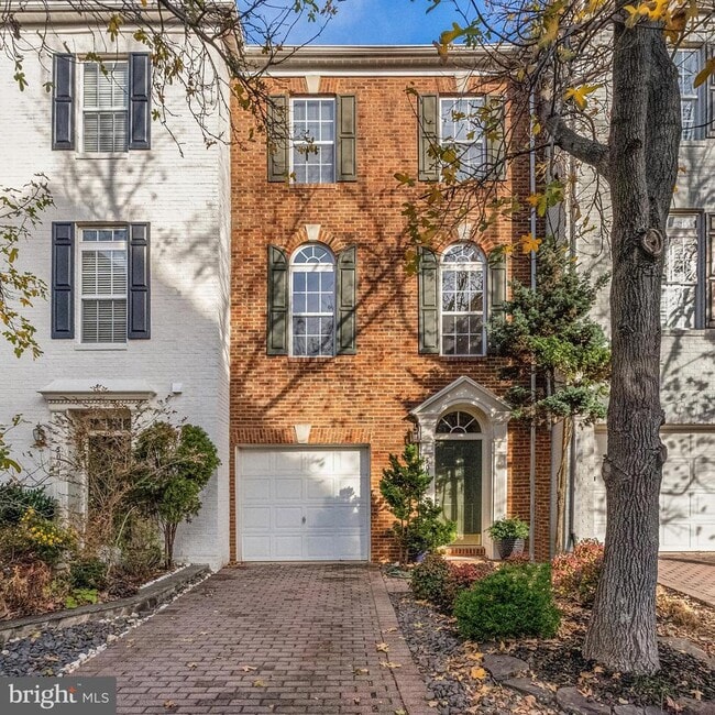 property at 5006 Grimm Dr