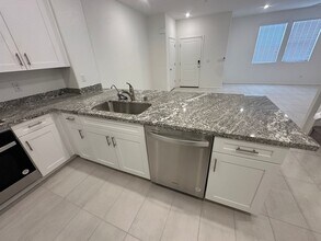 6614 Nimbus Ave in Las Vegas, NV - Building Photo - Building Photo