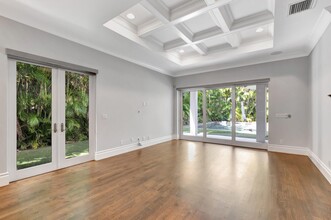 200 NW 10th St in Boca Raton, FL - Building Photo - Building Photo